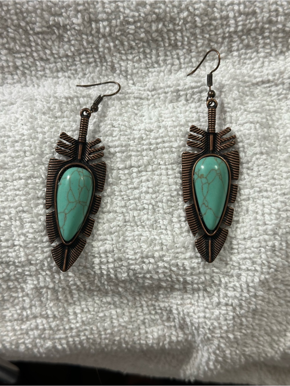 Turquoise Teardrop Copper Arrowhead Dangle Earrings - Unbranded